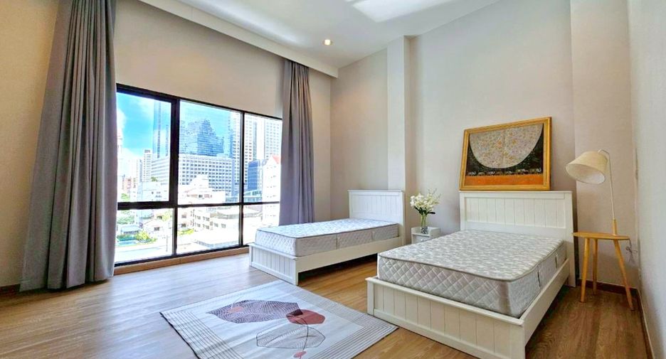 Condo en alquiler de 3 habitaciones en Sathon, Bangkok