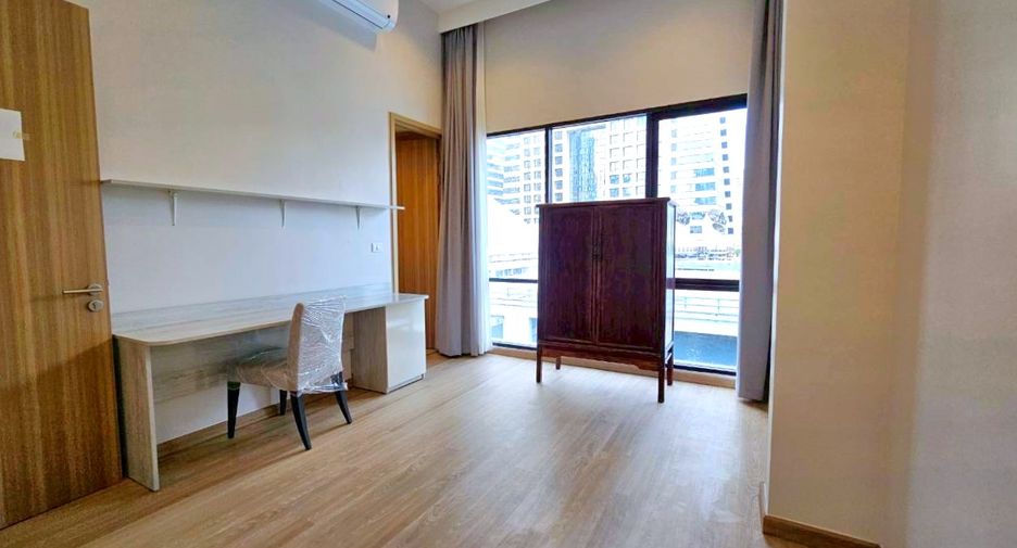 Condo en alquiler de 3 habitaciones en Sathon, Bangkok