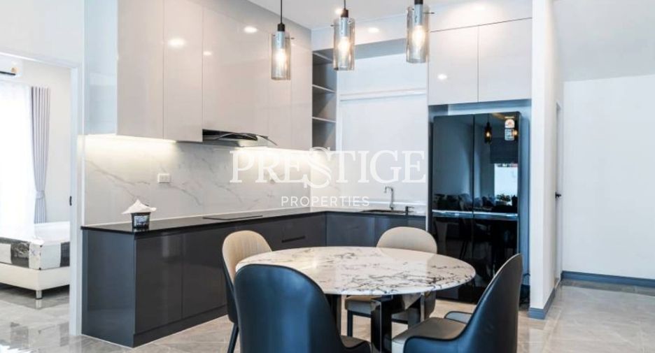 For sale 5 bedrooms house in Bang Lamung, Chonburi