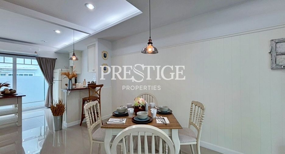 For sale 3 ベッドルーム house in Bang Lamung, Chonburi