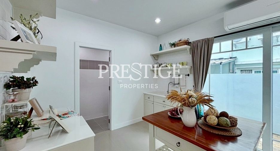 For sale 3 ベッドルーム house in Bang Lamung, Chonburi