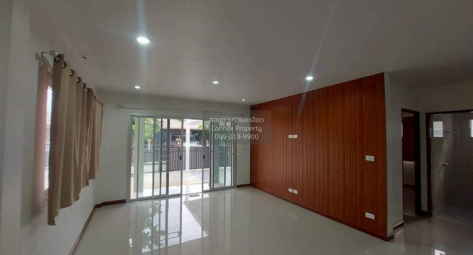 For sale 3 bedrooms house in Krathum Baen, Samut Sakhon