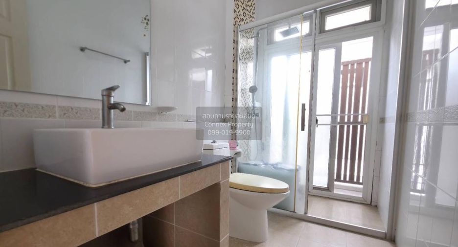 For sale 4 bedrooms house in Bang Bua Thong, Nonthaburi