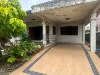 Casa en venta de 3 habitaciones en Mueang Nonthaburi, Nonthaburi