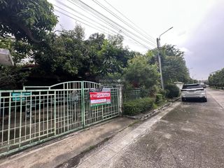 For sale 3 bedrooms house in Mueang Nonthaburi, Nonthaburi