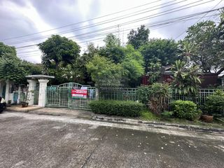For sale 3 bedrooms house in Mueang Nonthaburi, Nonthaburi