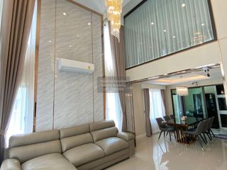 For sale 3 bedrooms townhouse in Suan Luang, Bangkok