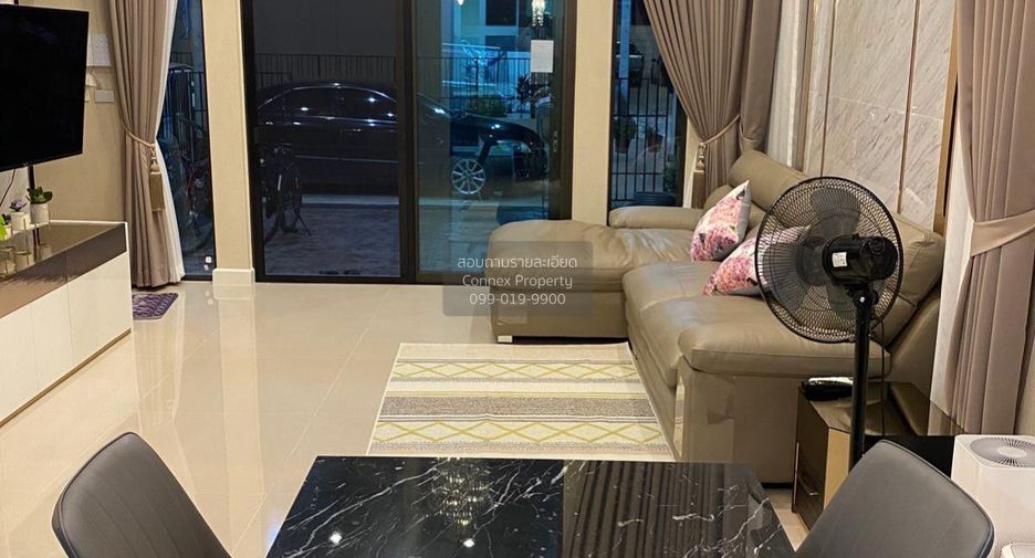 For sale 3 bedrooms townhouse in Suan Luang, Bangkok