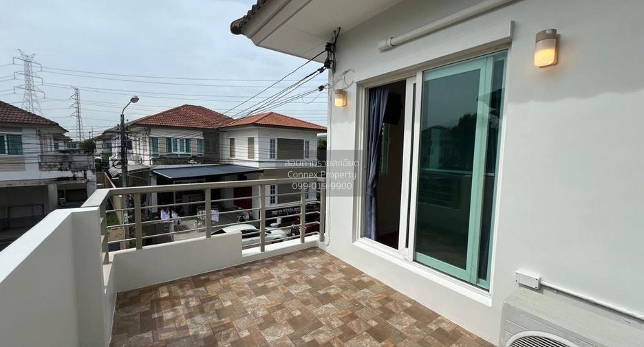 For sale 3 bedrooms house in Bang Khun Thian, Bangkok