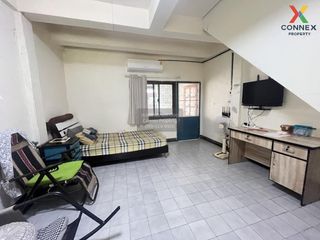 Reihenhaus zum Kauf mit 3 Zimmer in Sam Phran, Nakhon Pathom