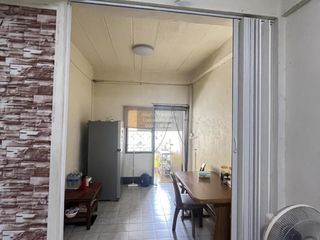 Reihenhaus zum Kauf mit 3 Zimmer in Sam Phran, Nakhon Pathom