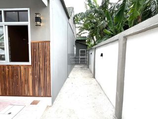 Reihenhaus zum Kauf mit 2 Zimmer in Mueang Samut Sakhon, Samut Sakhon