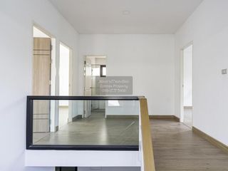 Продажа 4 спальни дом в Si Racha, Чонбури