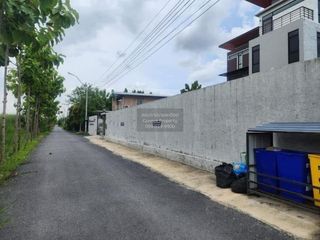 出售 2 卧室 联排别墅 在 Bang Khen, 曼谷