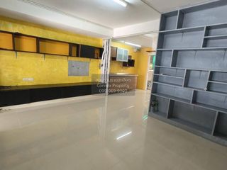 Продажа 2 спальни таунхаус в Phra Samut Chedi, Самутпракан