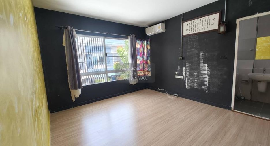 For sale 2 bedrooms townhouse in Phra Samut Chedi, Samut Prakan