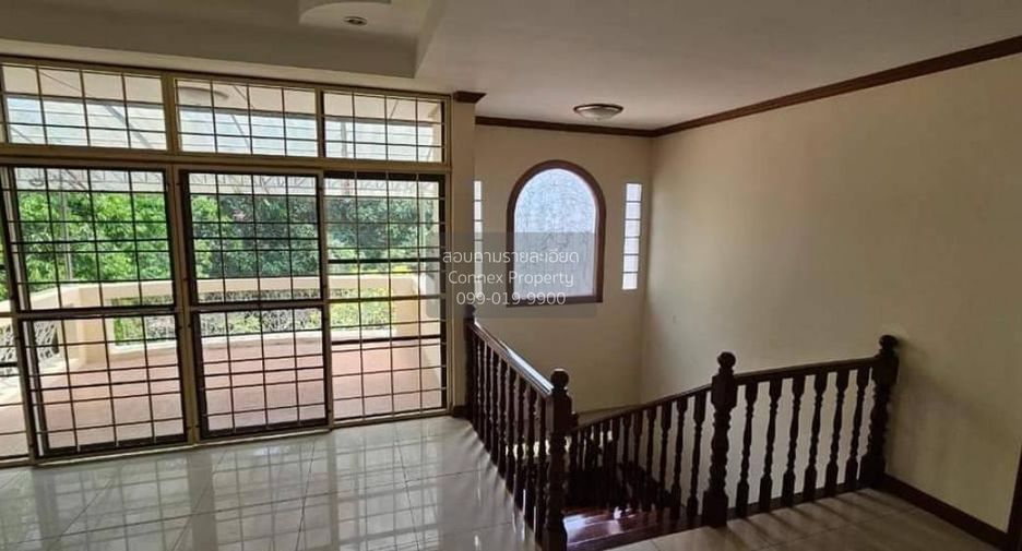 À vendre 4 chambres maison à Si Racha, Chonburi