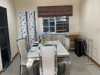 For sale 4 bedrooms townhouse in Rat Burana, Bangkok
