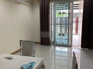 For sale 4 bedrooms townhouse in Rat Burana, Bangkok
