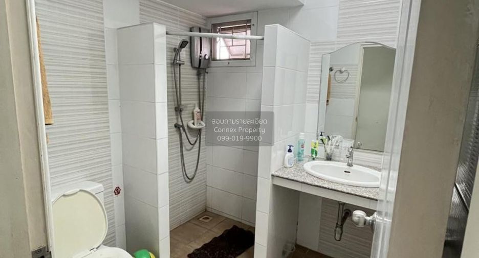 For sale 4 bedrooms house in Mueang Samut Sakhon, Samut Sakhon