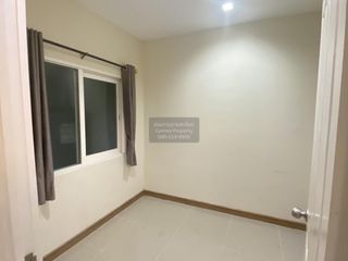 For sale 4 bedrooms townhouse in Mueang Samut Sakhon, Samut Sakhon