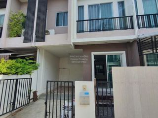 For sale 2 bedrooms townhouse in Mueang Samut Sakhon, Samut Sakhon