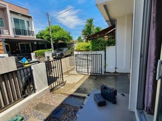 For sale 2 bedrooms townhouse in Mueang Samut Sakhon, Samut Sakhon