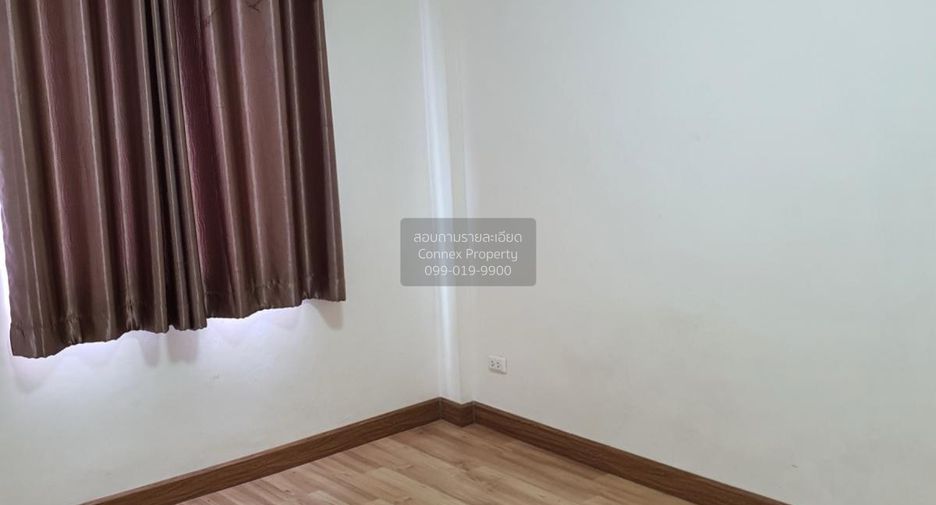 For sale 2 bedrooms townhouse in Mueang Samut Sakhon, Samut Sakhon
