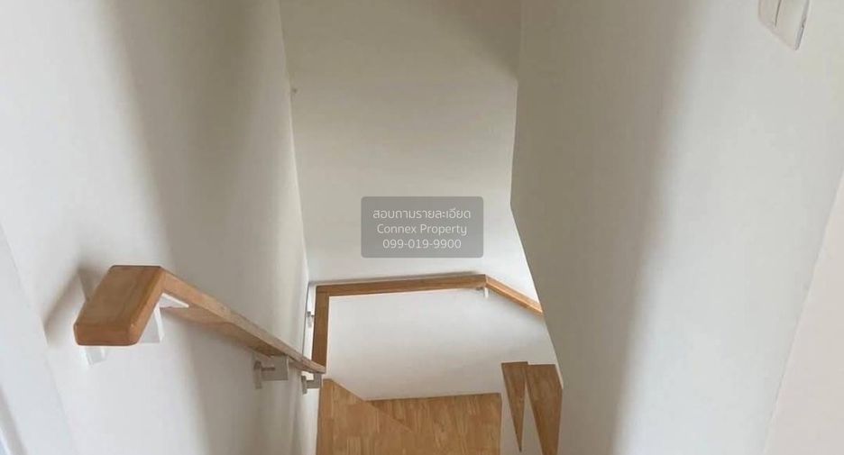 For sale 3 bedrooms townhouse in Sai Mai, Bangkok
