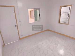 Casa adosada en venta de 3 habitaciones en Bang Phli, Samut Prakan
