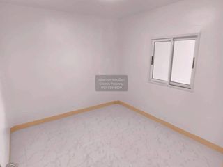 Casa adosada en venta de 3 habitaciones en Bang Phli, Samut Prakan
