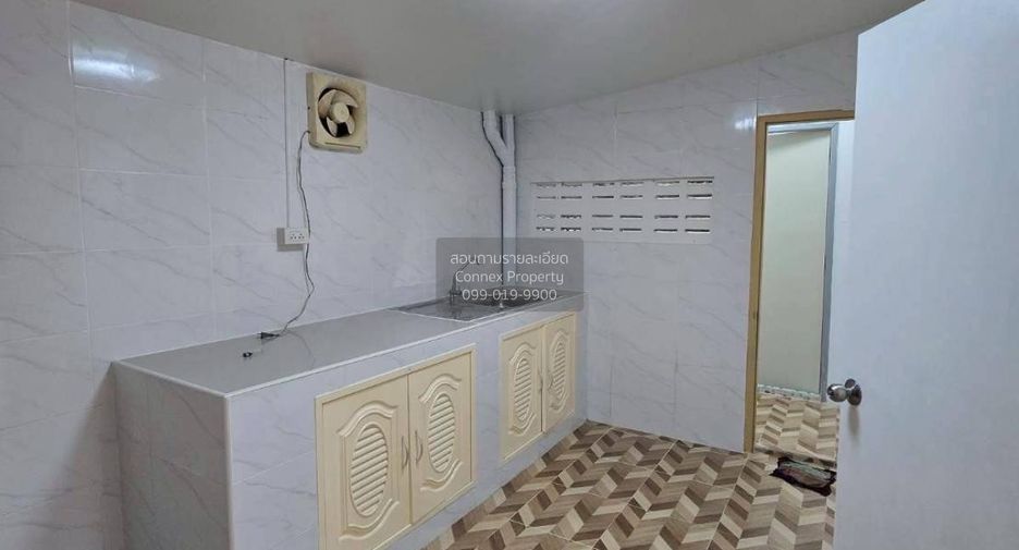 For sale 3 bedrooms townhouse in Bang Phli, Samut Prakan