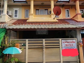 出售 3 卧室 联排别墅 在 Mueang Samut Sakhon, Samut Sakhon