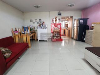 出售 3 卧室 联排别墅 在 Mueang Samut Sakhon, Samut Sakhon