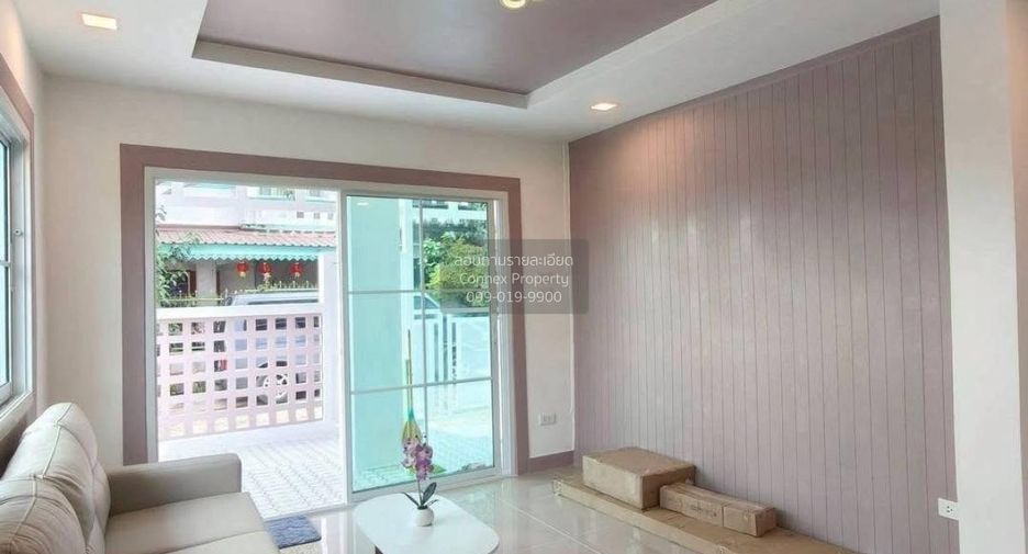 For sale 4 bedrooms townhouse in Sai Noi, Nonthaburi
