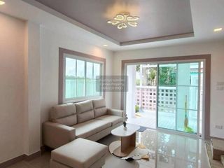 For sale 4 bedrooms townhouse in Sai Noi, Nonthaburi