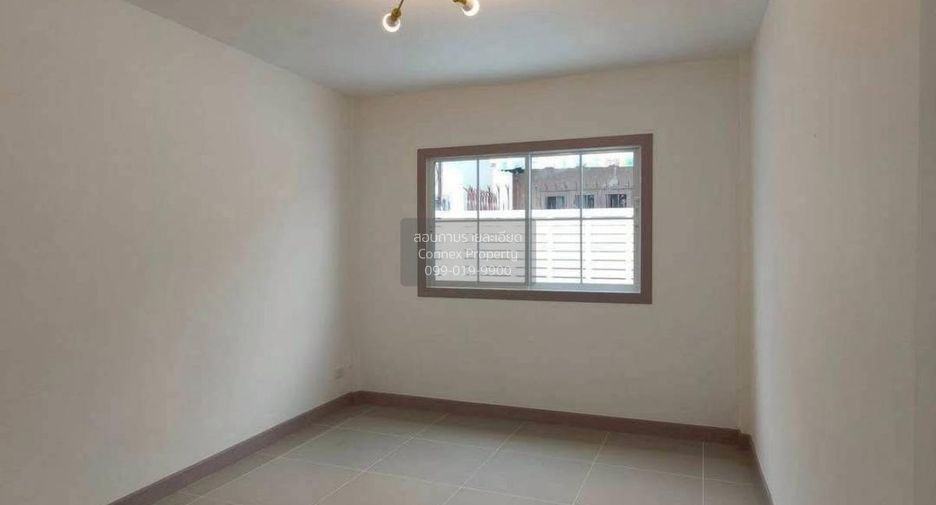 For sale 4 bedrooms townhouse in Sai Noi, Nonthaburi