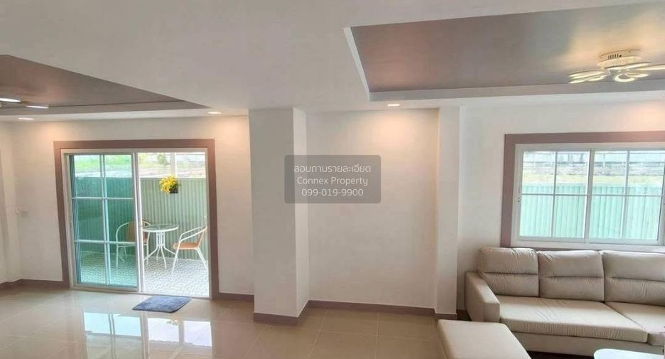 For sale 4 bedrooms townhouse in Sai Noi, Nonthaburi