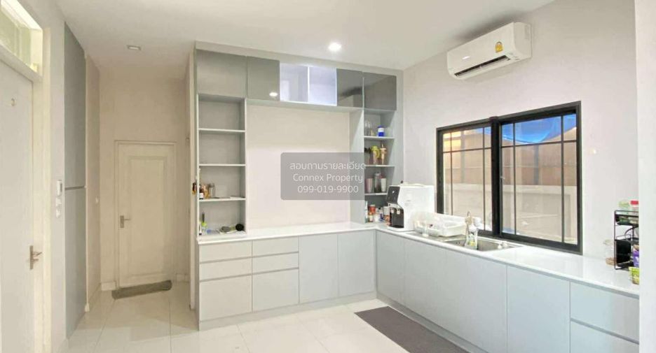 À vendre 5 chambres maison à Pak Kret, Nonthaburi