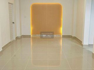 For sale 4 bedrooms house in Lam Luk Ka, Pathum Thani