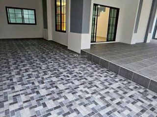 For sale 4 bedrooms house in Lam Luk Ka, Pathum Thani