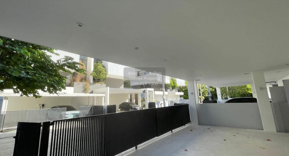 For sale 3 bedrooms house in Don Mueang, Bangkok