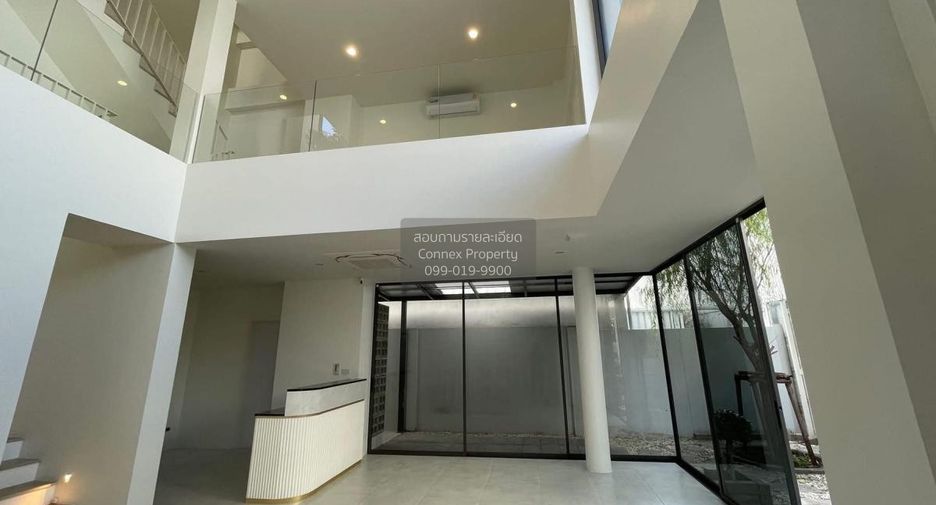 For sale 3 bedrooms house in Don Mueang, Bangkok