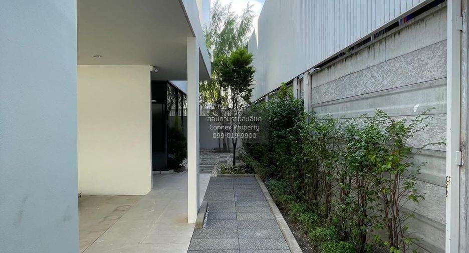 For sale 3 bedrooms house in Don Mueang, Bangkok