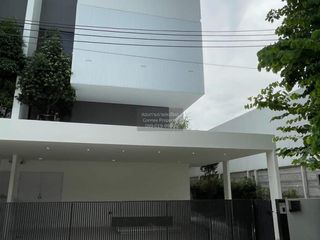 For sale 3 bedrooms house in Don Mueang, Bangkok