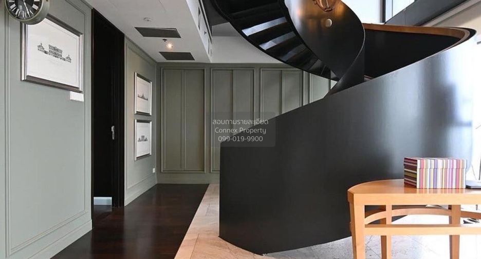 For rent 4 bedrooms condo in Sathon, Bangkok