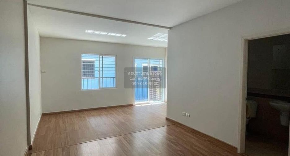 Reihenhaus zur Miete mit 3 Zimmer in Lam Luk Ka, Pathum Thani