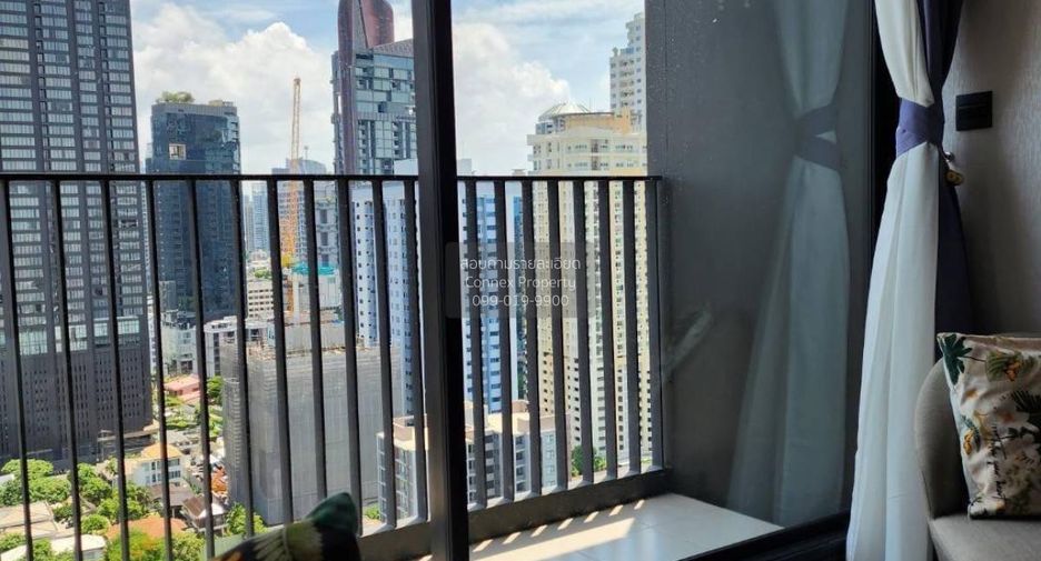 À louer 2 chambres condo à Watthana, Bangkok