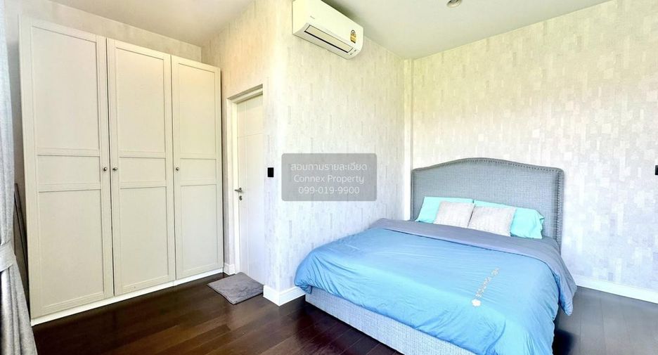 For rent 4 bedrooms house in Bang Kapi, Bangkok