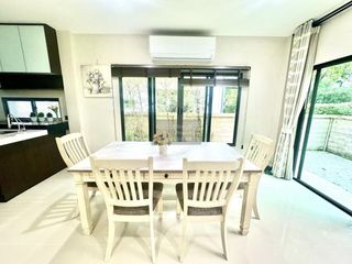 For rent 4 bedrooms house in Bang Kapi, Bangkok